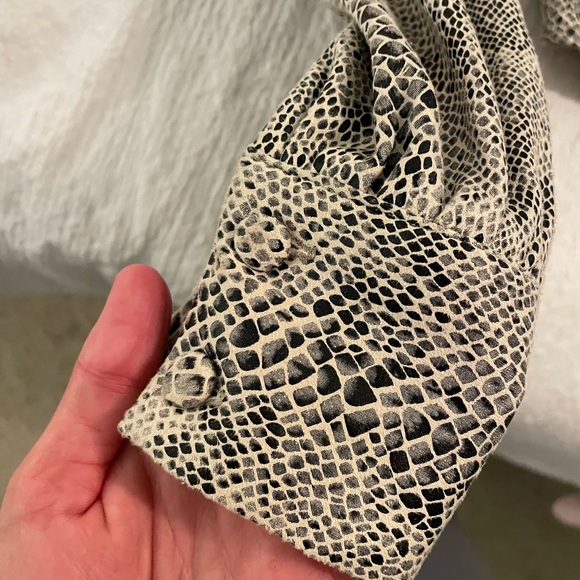 SET! snakeskin set perfect for transition to fall and gamedays - Picture 4 of 5